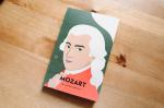                                                                                                                                                                             Nowa część serii Małe Monografie - Mozart Danuty Gwizdalanki
                                                                                                                                                                            